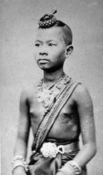 Niño vietnamita o camboyano, c.1870s
